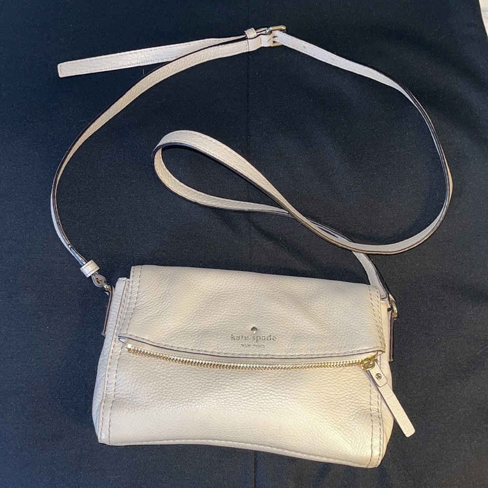 ♠️kate spade♠️ like new blush/shell crossbody!